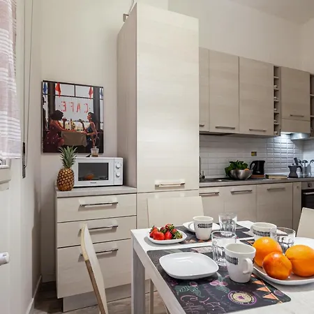 Lungarno Elegant With Panoramic Balcony * Piza