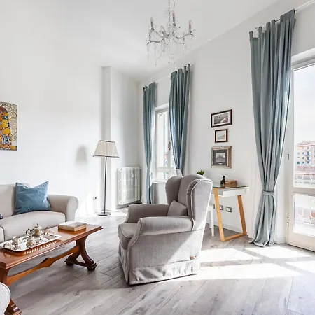 Guesthost - Lungarno Elegant With Panoramic Balcony * 피사